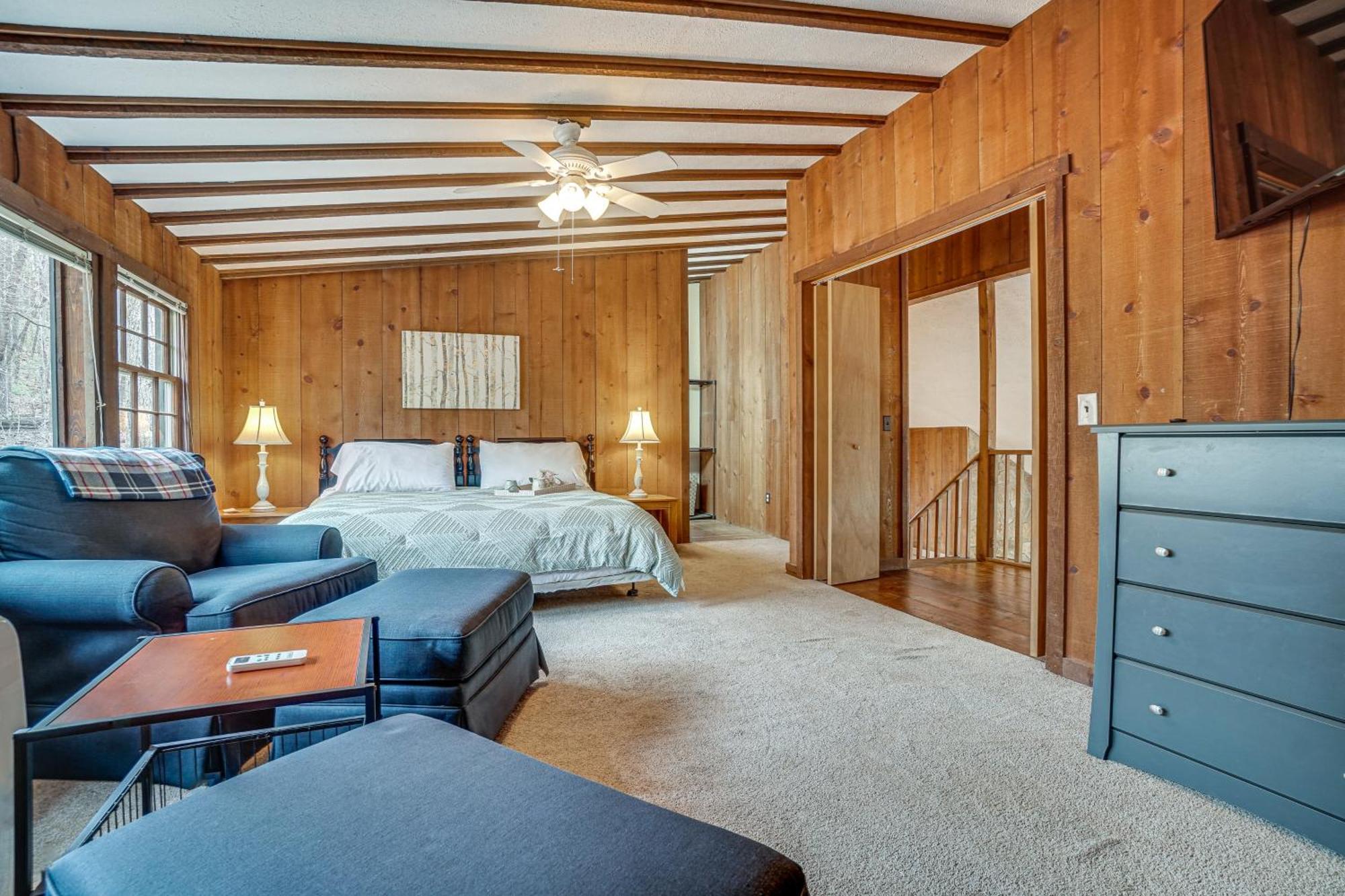 Charming Cabin With Fire Pit And Decks About 7 Mi To Helen Sautee Nacoochee Exterior photo